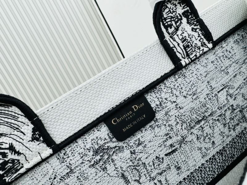 Christian Dior Shopping Bags